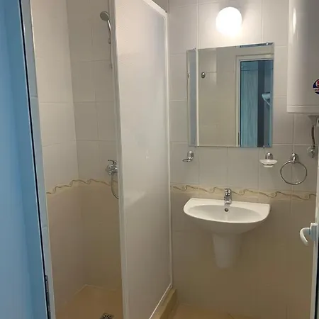 Apartment Silver Byala - студио б89 първа линия морска панорама с два басейна и осигурен паркинг *