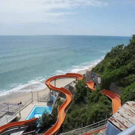 Lägenhet Silver Byala - студио б89 първа линия с морска панорама с два басейна и осигурен паркинг