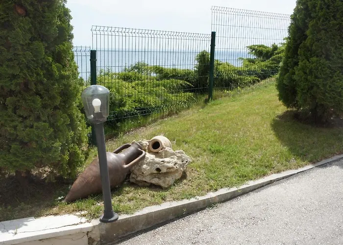 Silver Byala - студио б89 първа линия с морска панорама с два басейна и осигурен паркинг Lägenhet Bjala